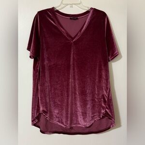 Amaryllis Velvet Short Sleeve Tee - Burgundy